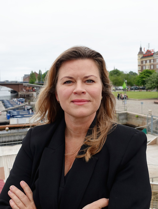 Camilla Van Deurs Farve Bredformat 02