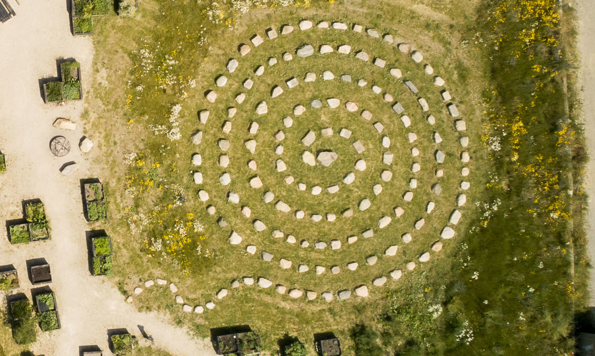 Stenspiralen Beskåret Til Web